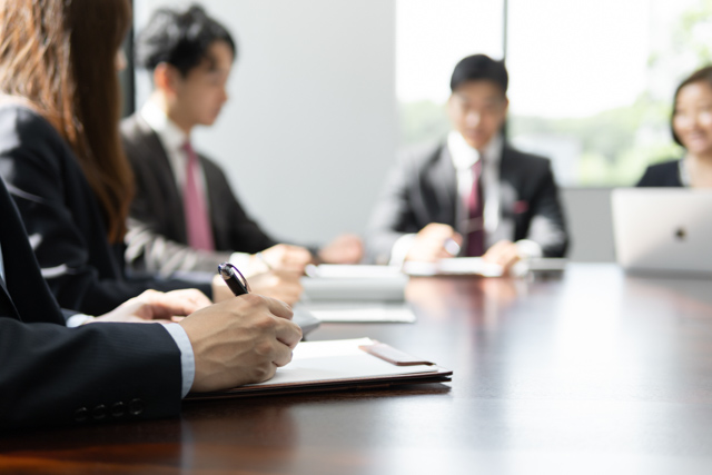 Leading meetings